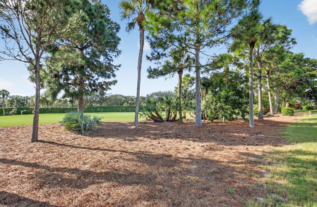 Active With Contract: $849,900 (3 beds, 3 baths, 1952 Square Feet)