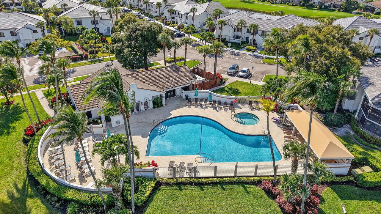 For Sale: $359,900 (2 beds, 2 baths, 1688 Square Feet)