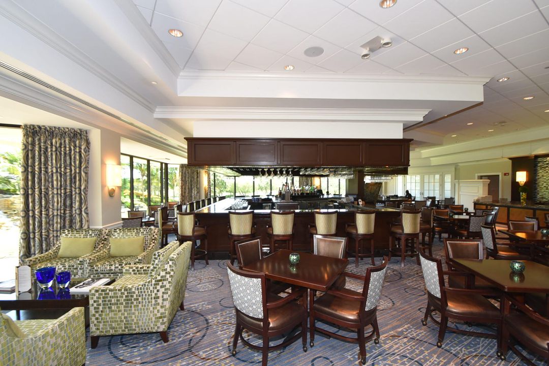 For Sale: $359,900 (2 beds, 2 baths, 1688 Square Feet)