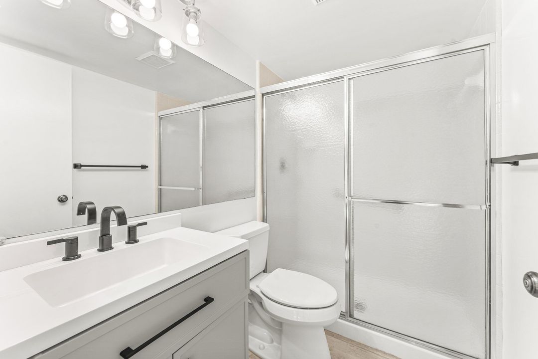 For Sale: $197,000 (2 beds, 2 baths, 1106 Square Feet)