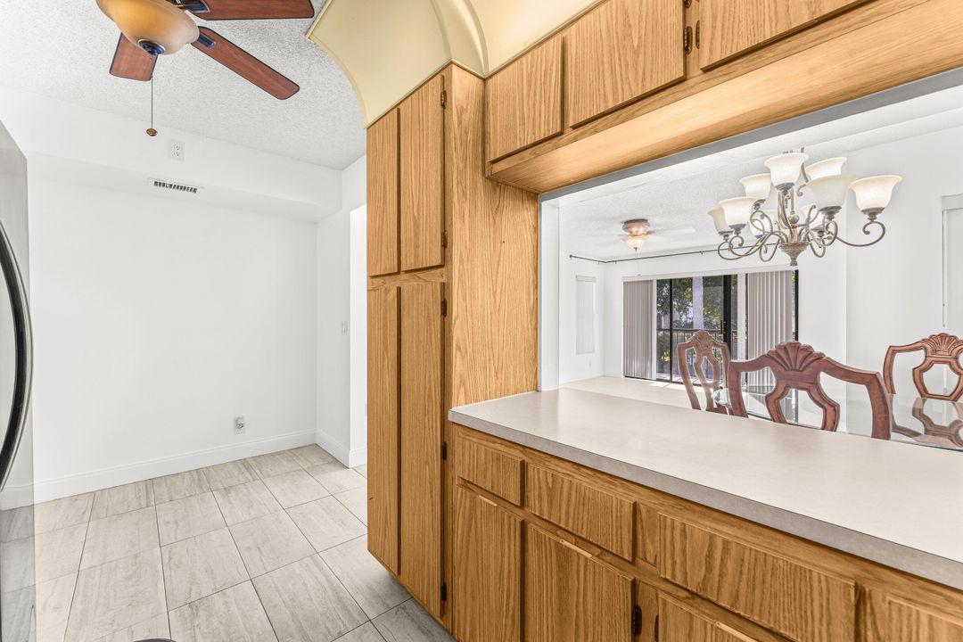 For Sale: $197,000 (2 beds, 2 baths, 1106 Square Feet)