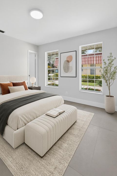 For Sale: $225,000 (2 beds, 1 baths, 1024 Square Feet)