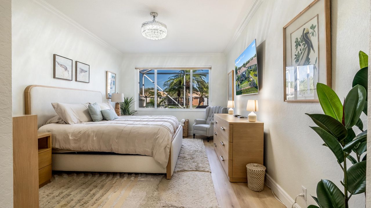 For Sale: $565,000 (3 beds, 2 baths, 1984 Square Feet)