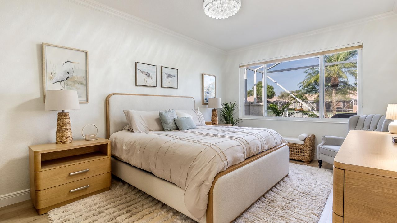 For Sale: $565,000 (3 beds, 2 baths, 1984 Square Feet)