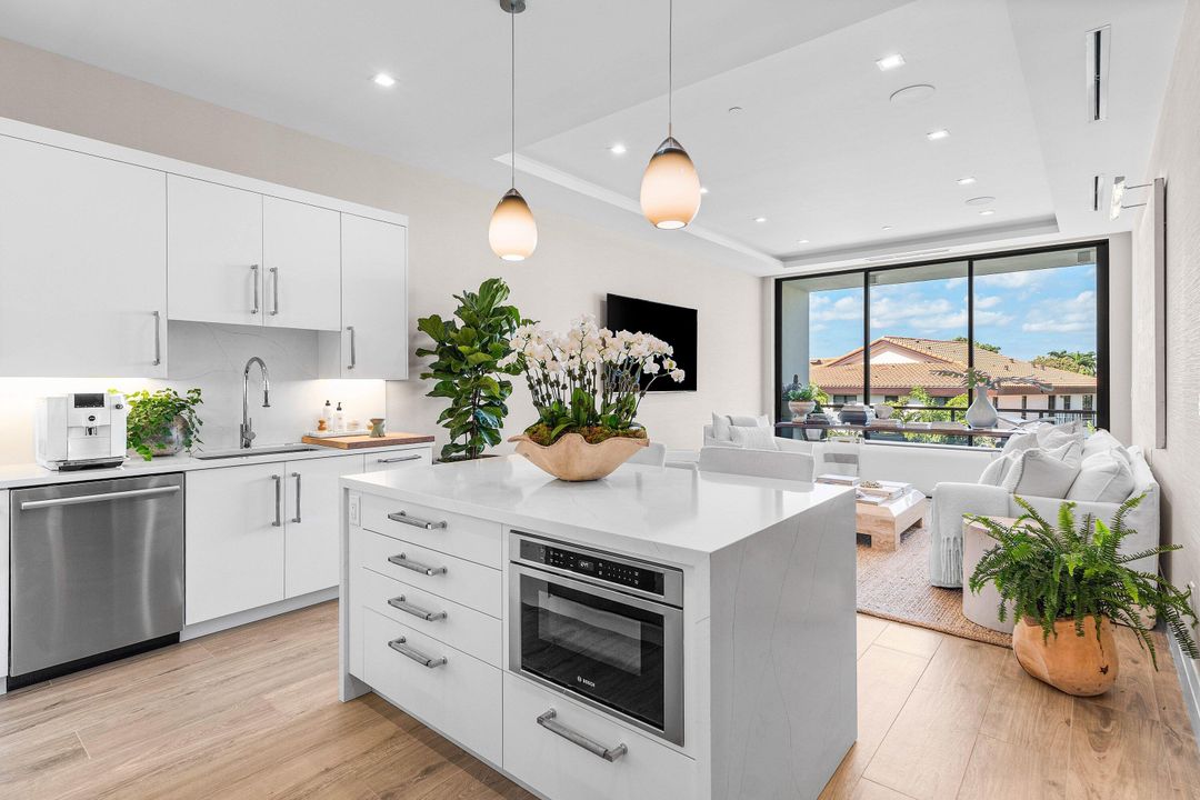 En Venta: $2,650,000 (3 camas, 3 baños, 2035 Pies cuadrados)