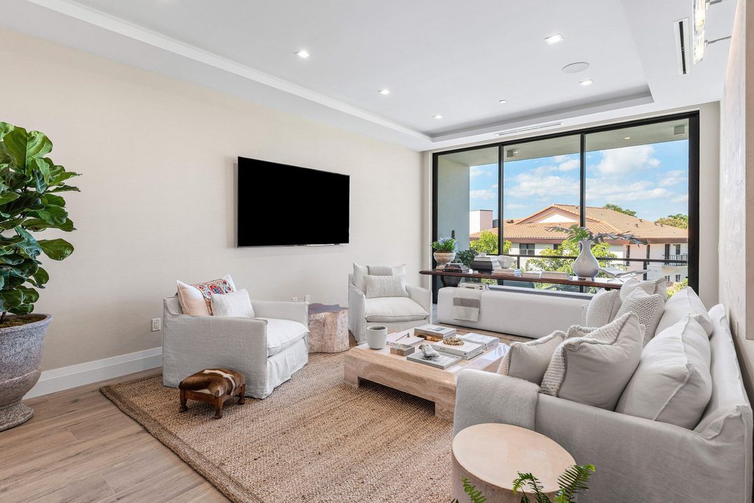 En Venta: $2,650,000 (3 camas, 3 baños, 2035 Pies cuadrados)