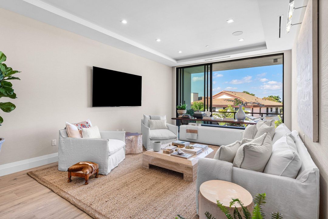 En Venta: $2,650,000 (3 camas, 3 baños, 2035 Pies cuadrados)