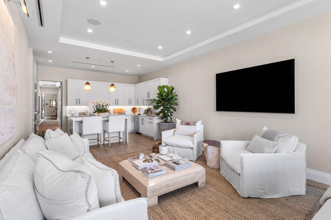 En Venta: $2,650,000 (3 camas, 3 baños, 2035 Pies cuadrados)