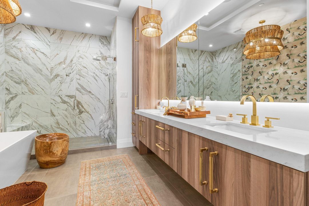 En Venta: $2,650,000 (3 camas, 3 baños, 2035 Pies cuadrados)