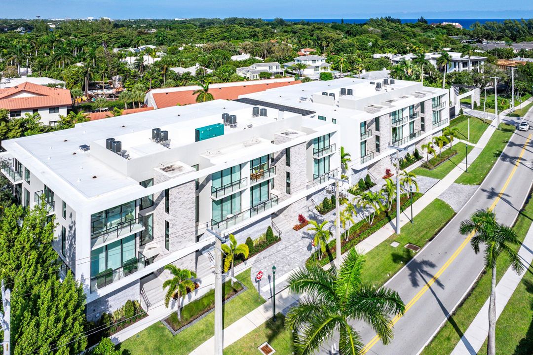 En Venta: $2,650,000 (3 camas, 3 baños, 2035 Pies cuadrados)