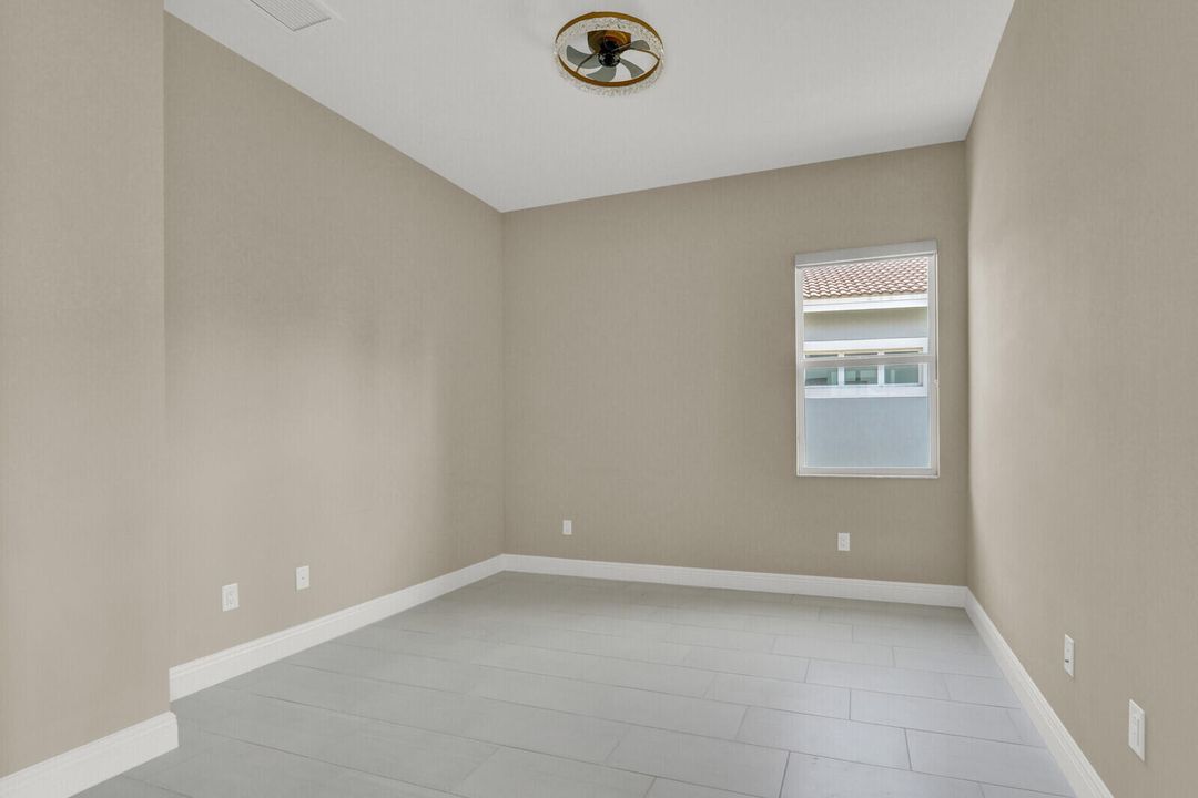 В аренду: $3,300 (2 спален, 2 ванн, 1646 Квадратных фут)