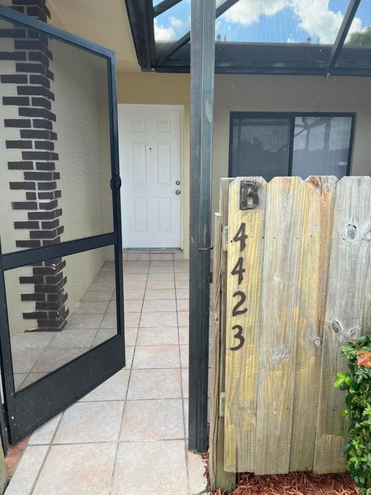 В аренду: $2,500 (2 спален, 2 ванн, 1134 Квадратных фут)