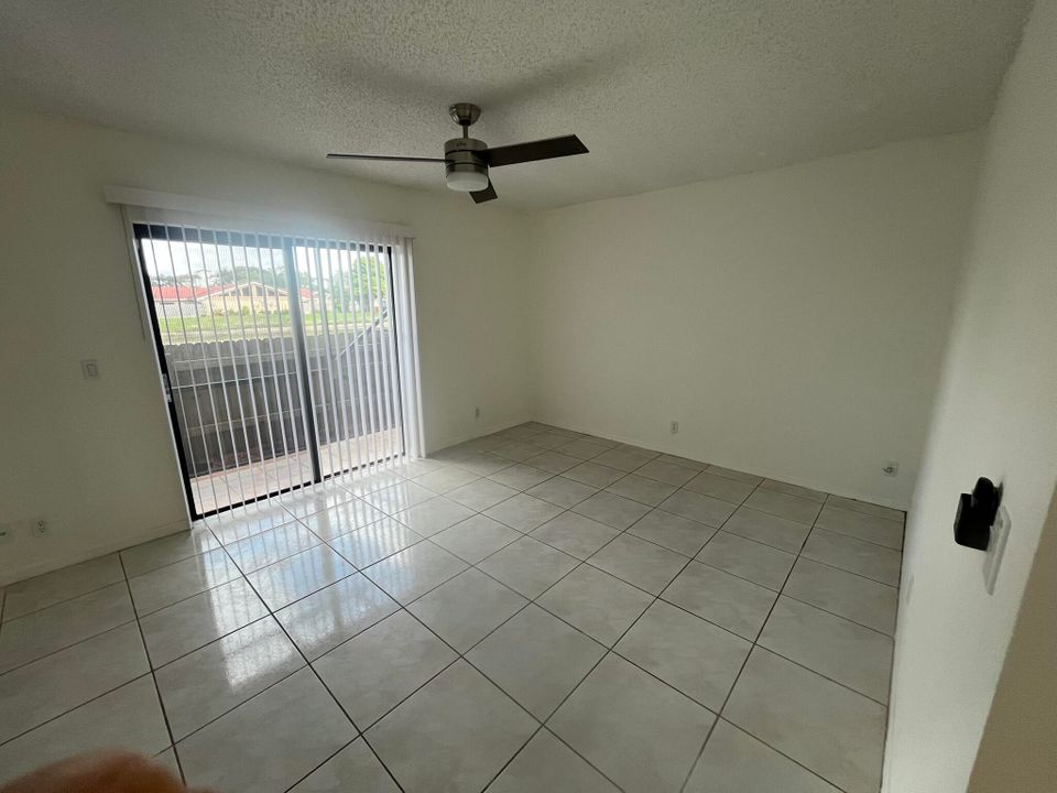 В аренду: $2,500 (2 спален, 2 ванн, 1134 Квадратных фут)