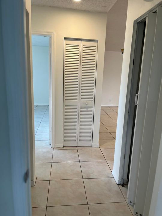 В аренду: $2,500 (2 спален, 2 ванн, 1134 Квадратных фут)