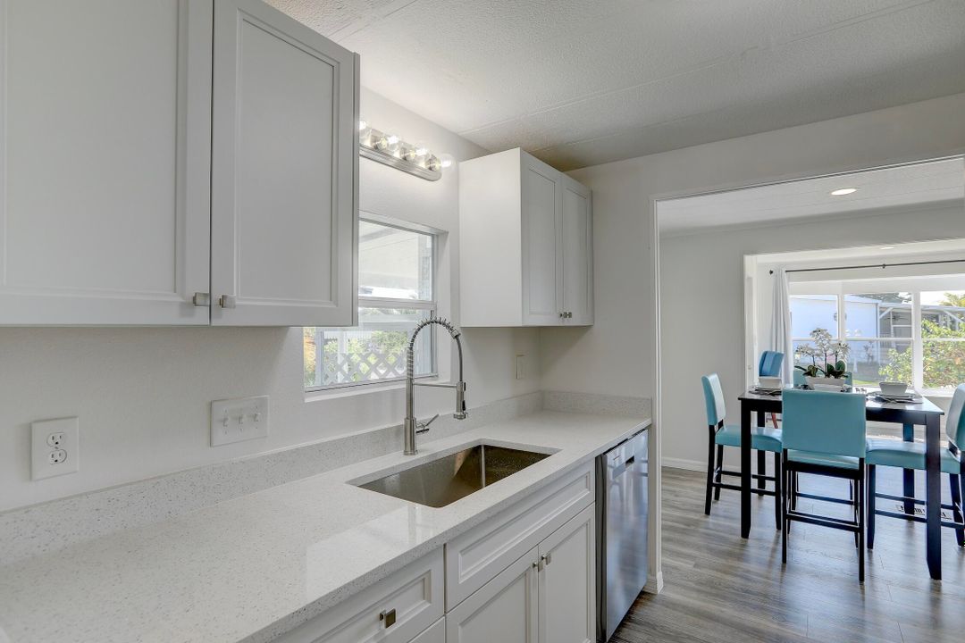 For Sale: $177,000 (2 beds, 2 baths, 1232 Square Feet)