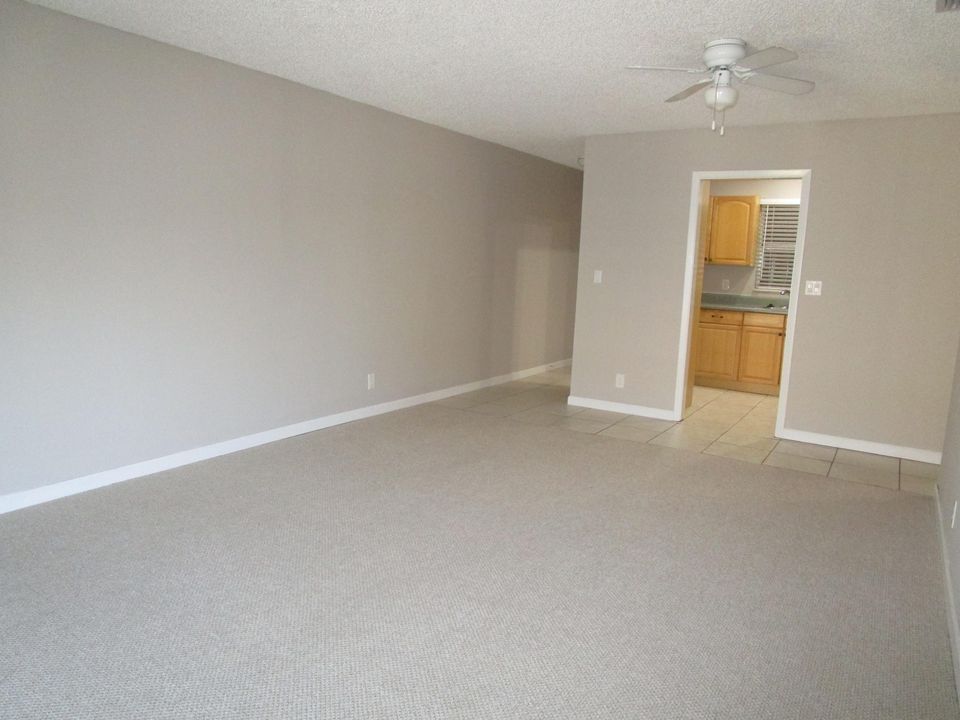 En Renta: $2,000 (2 camas, 2 baños, 934 Pies cuadrados)