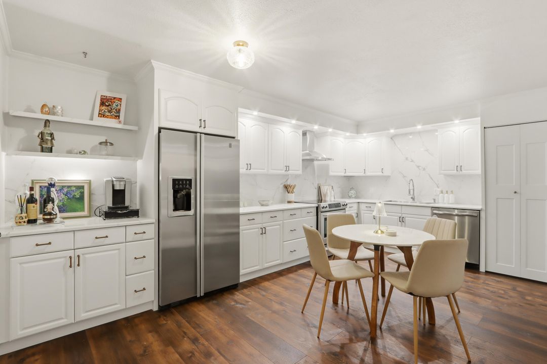 На продажу: $430,000 (2 спален, 2 ванн, 1488 Квадратных фут)