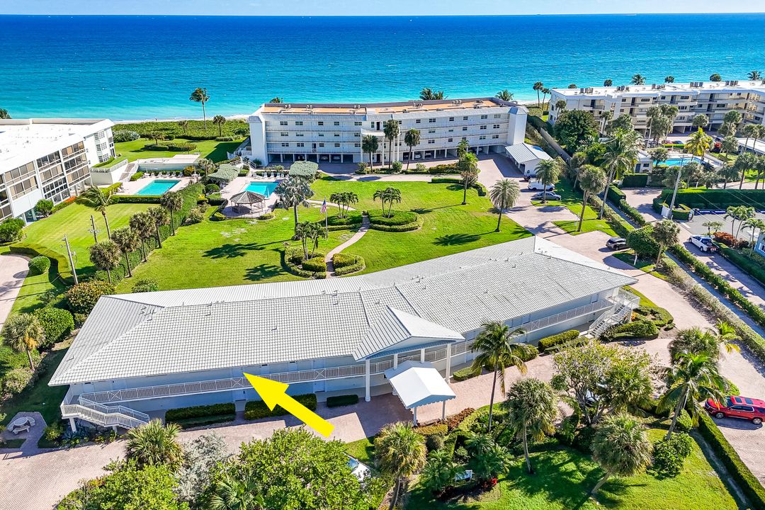 На продажу: $570,000 (2 спален, 2 ванн, 1260 Квадратных фут)