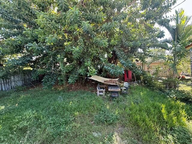 待售: $680,000 (3 贝兹, 2 浴室, 1334 平方英尺)