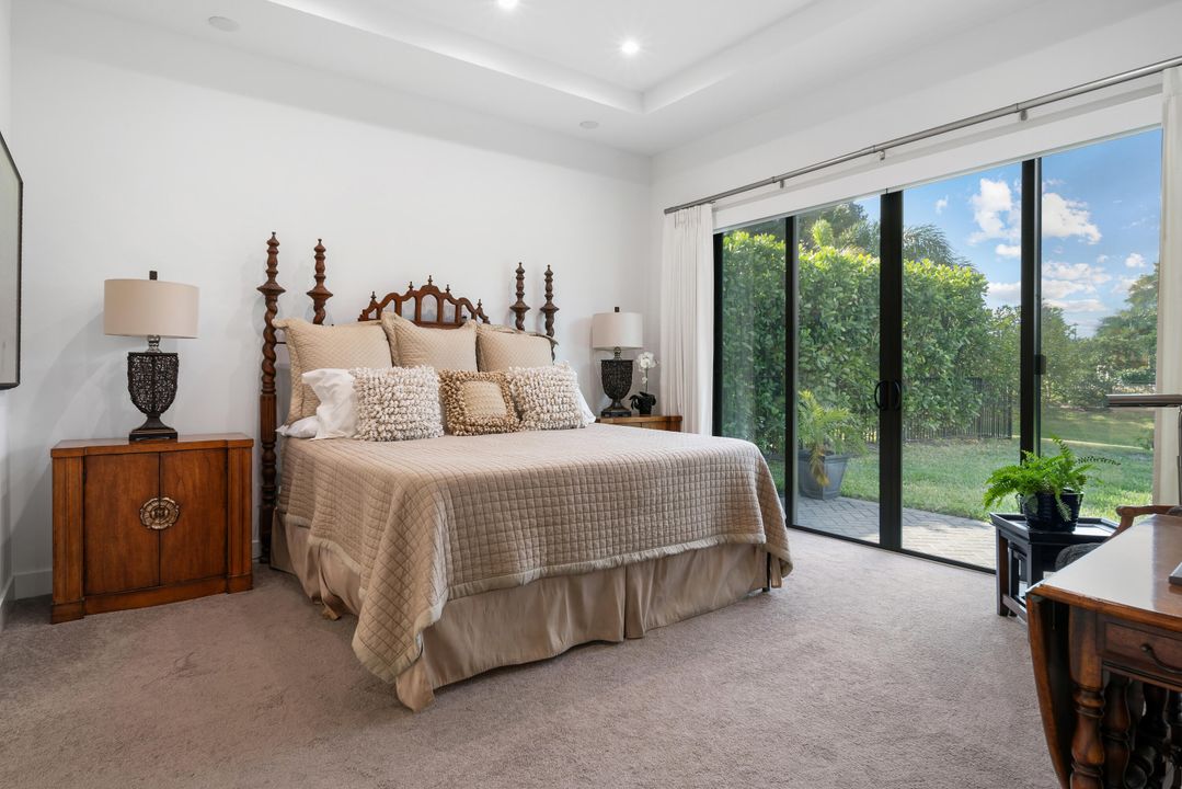 En Venta: $1,275,000 (3 camas, 3 baños, 2025 Pies cuadrados)