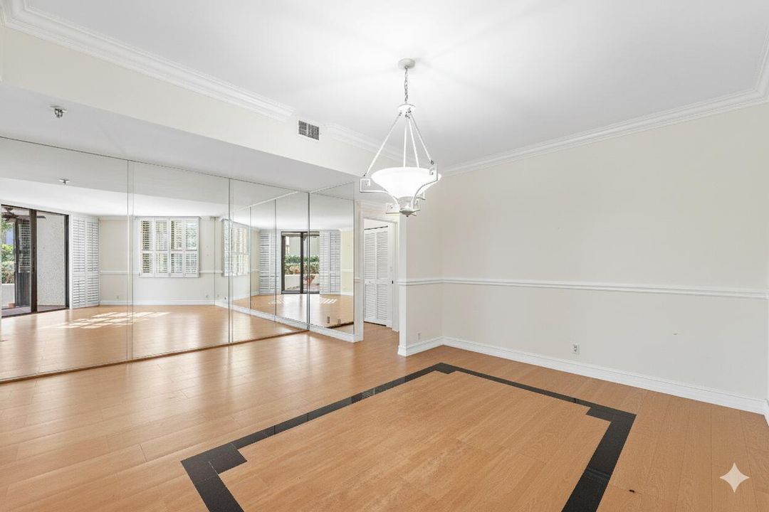 For Sale: $675,000 (2 beds, 2 baths, 1950 Square Feet)