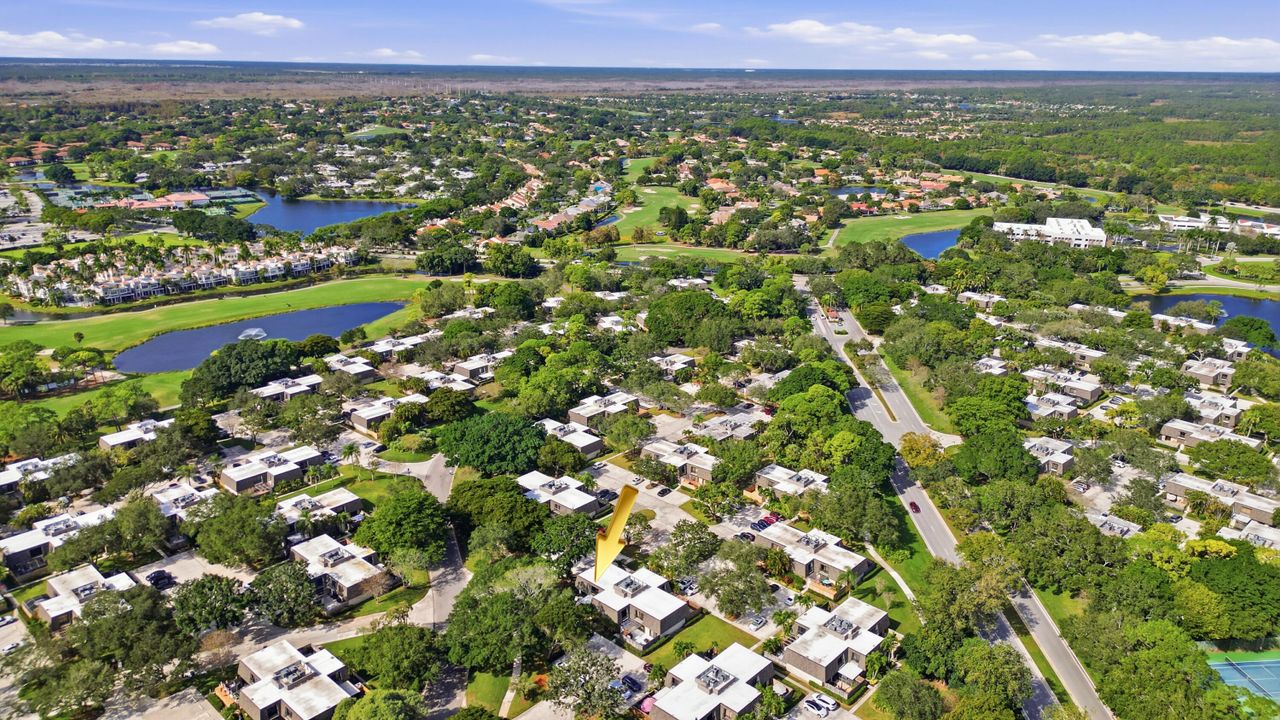 На продажу: $430,000 (2 спален, 2 ванн, 1488 Квадратных фут)