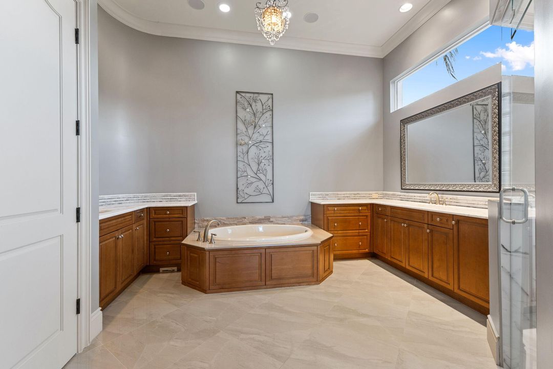 For Sale: $1,479,999 (4 beds, 4 baths, 4652 Square Feet)