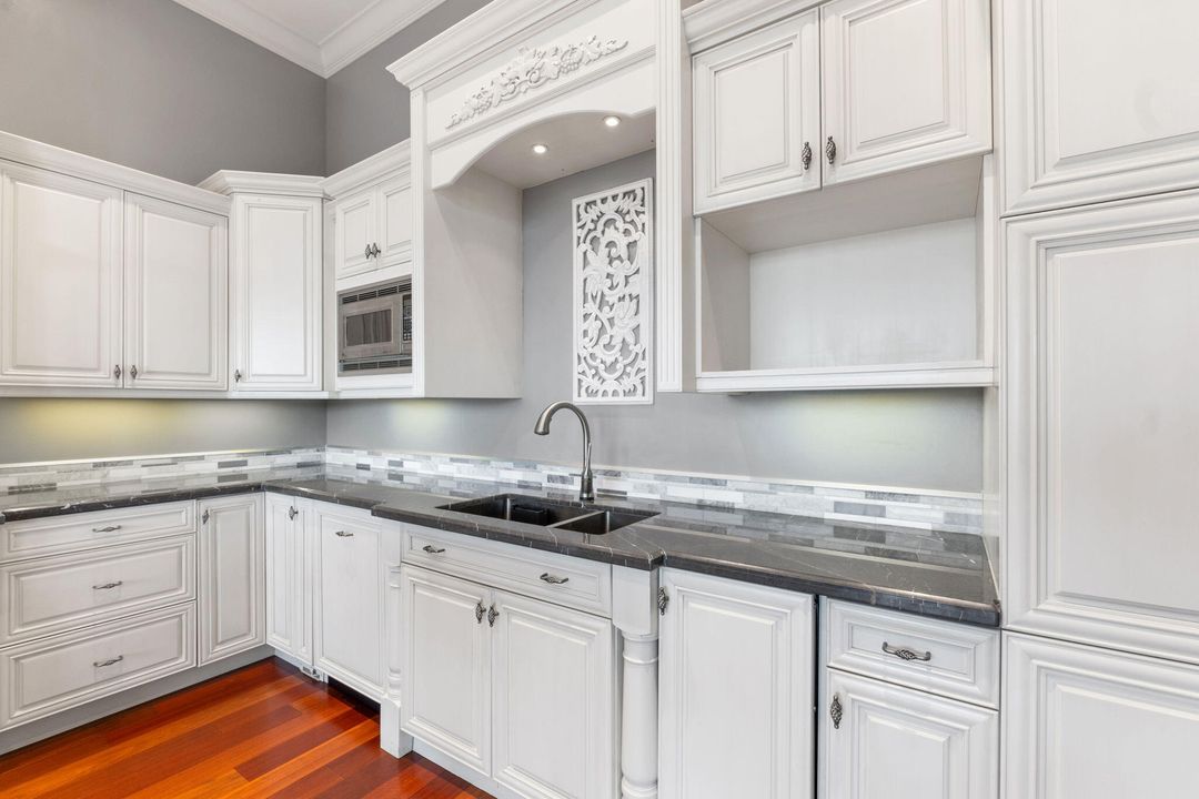 For Sale: $1,479,999 (4 beds, 4 baths, 4652 Square Feet)