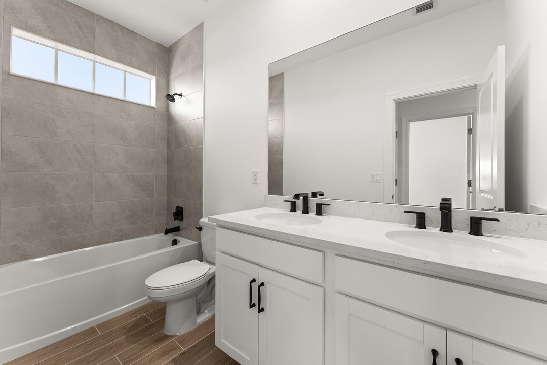 待售: $505,611 (3 贝兹, 2 浴室, 2049 平方英尺)