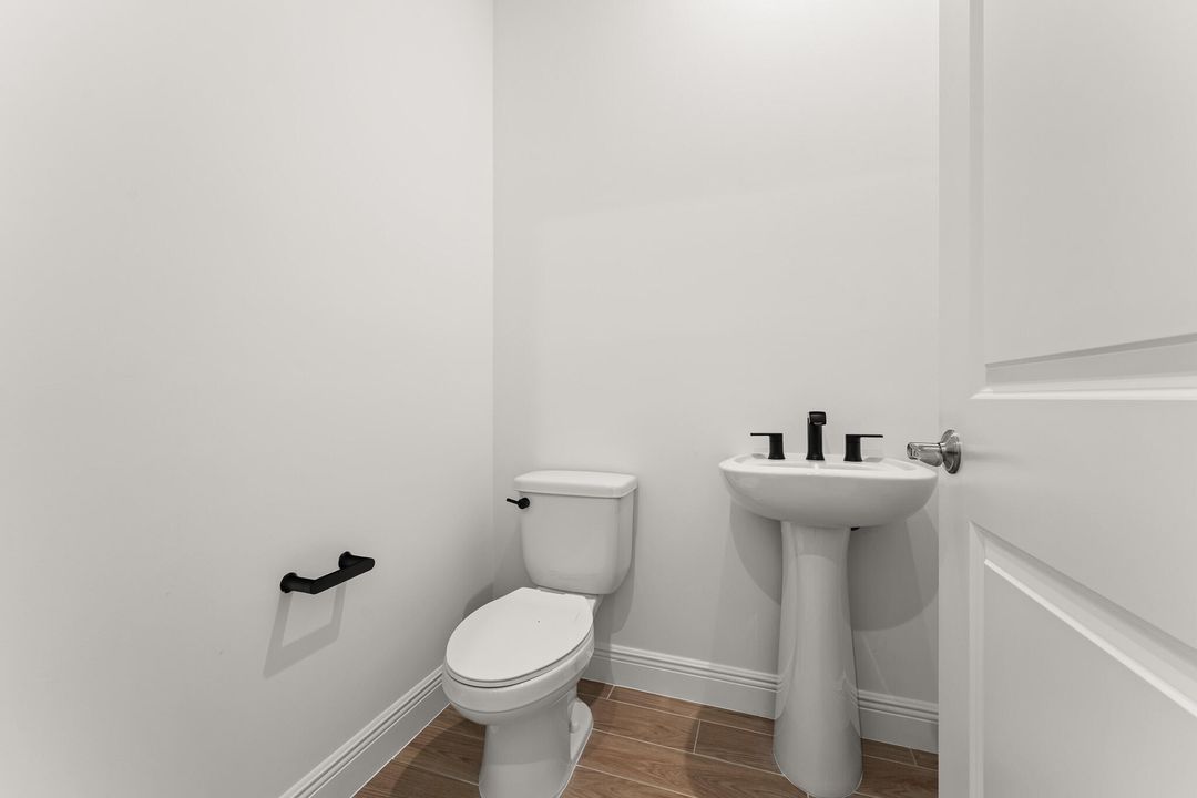 待售: $505,611 (3 贝兹, 2 浴室, 2049 平方英尺)