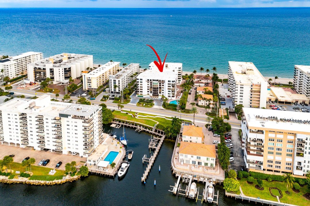 For Sale: $675,000 (2 beds, 2 baths, 1950 Square Feet)