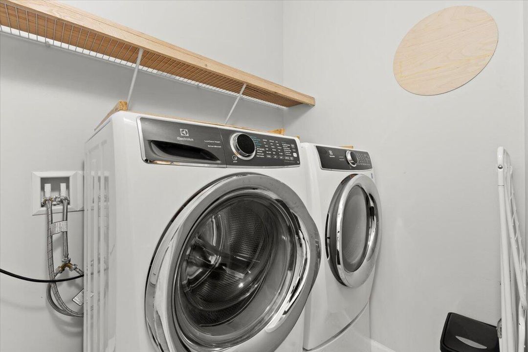 В аренду: $6,950 (4 спален, 3 ванн, 2344 Квадратных фут)