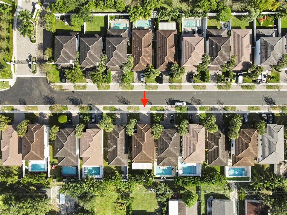 В аренду: $6,950 (4 спален, 3 ванн, 2344 Квадратных фут)