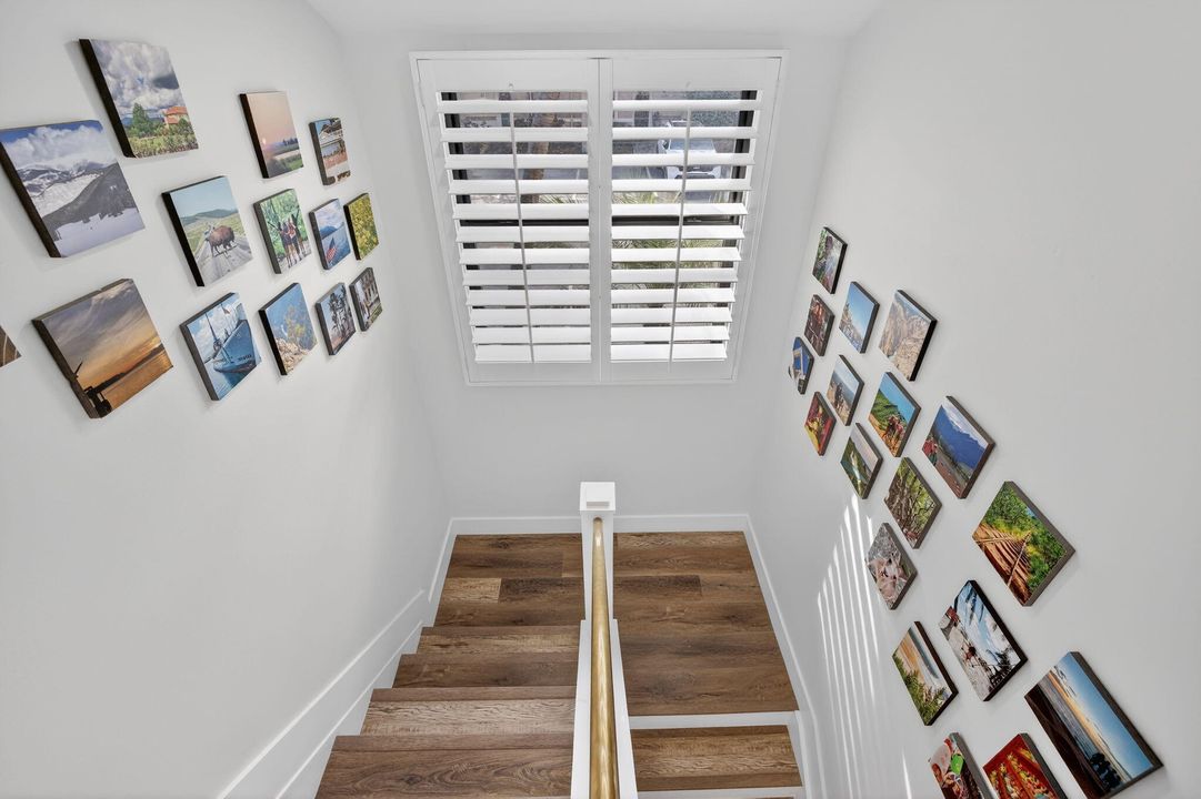 For Sale: $575,000 (3 beds, 2 baths, 1408 Square Feet)