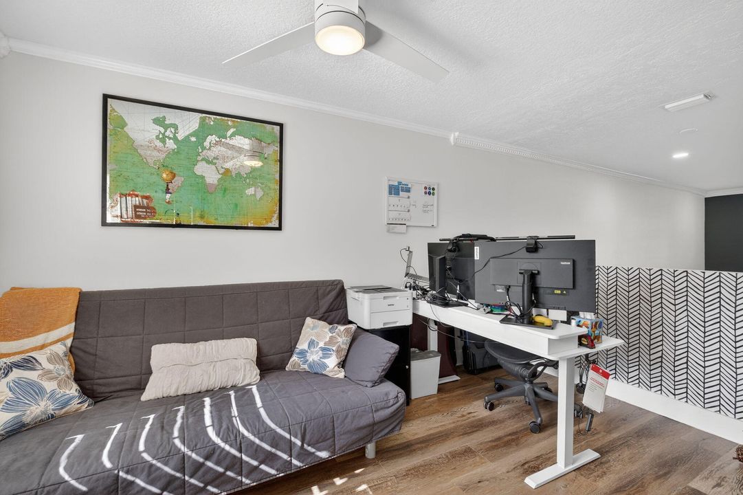 For Sale: $575,000 (3 beds, 2 baths, 1408 Square Feet)