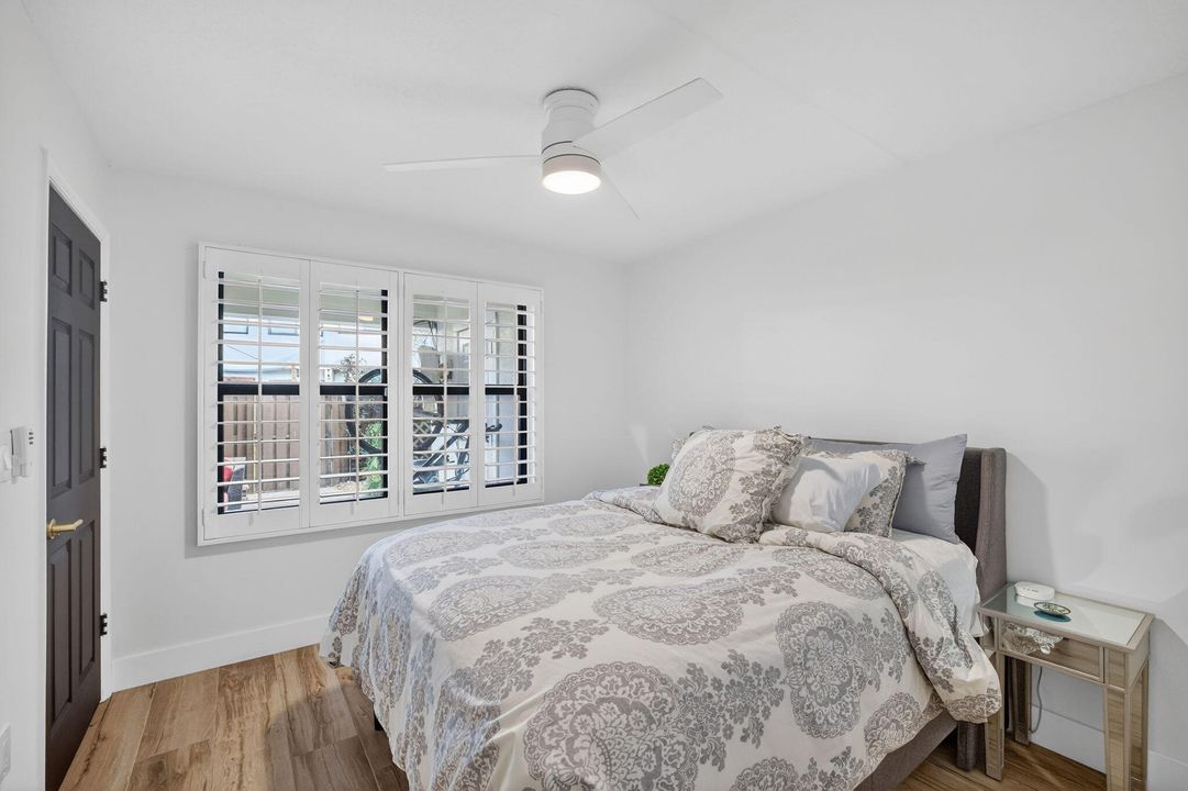 For Sale: $575,000 (3 beds, 2 baths, 1408 Square Feet)