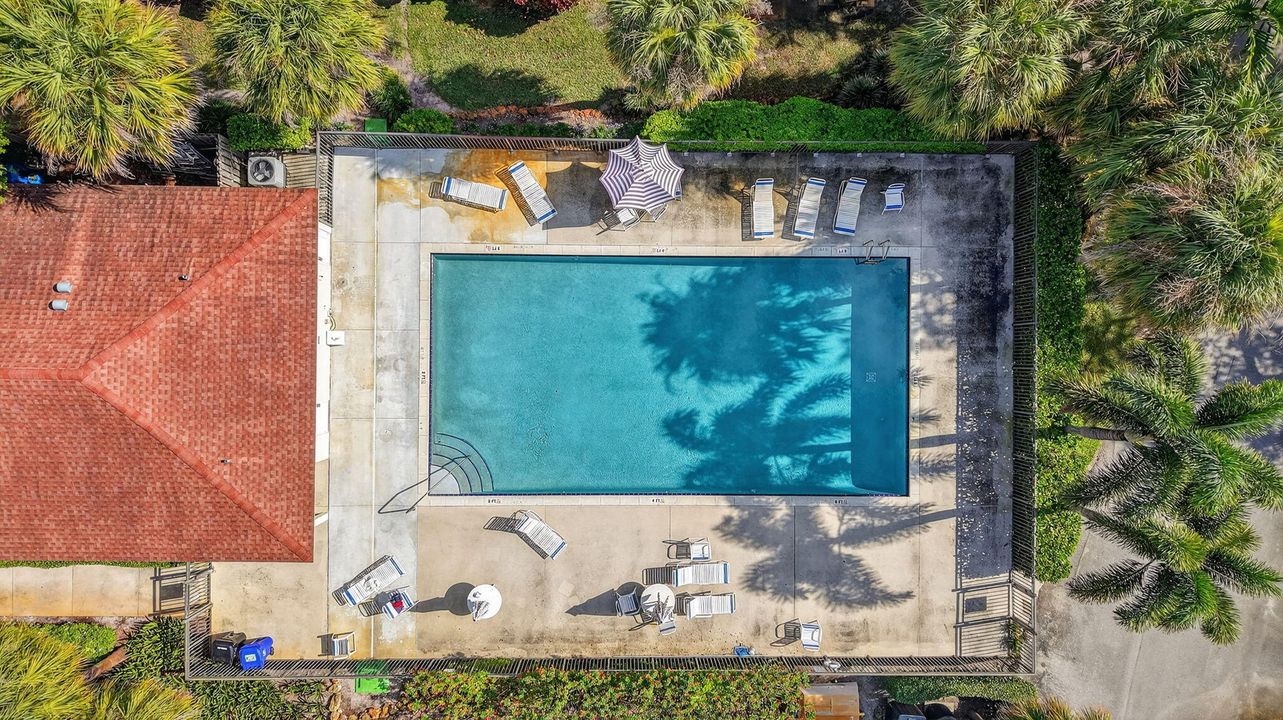 For Sale: $575,000 (3 beds, 2 baths, 1408 Square Feet)