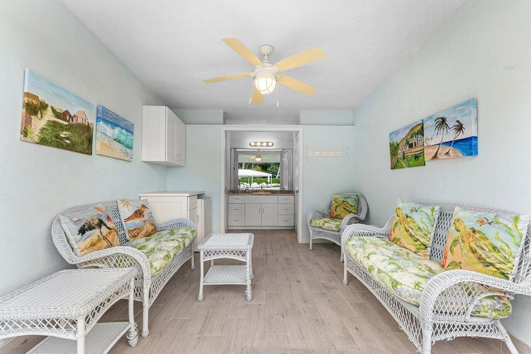 For Rent: $10,000 (2 beds, 2 baths, 1294 Square Feet)