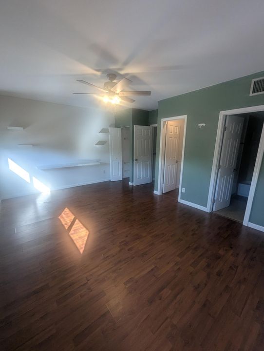 В аренду: $2,700 (2 спален, 2 ванн, 1512 Квадратных фут)