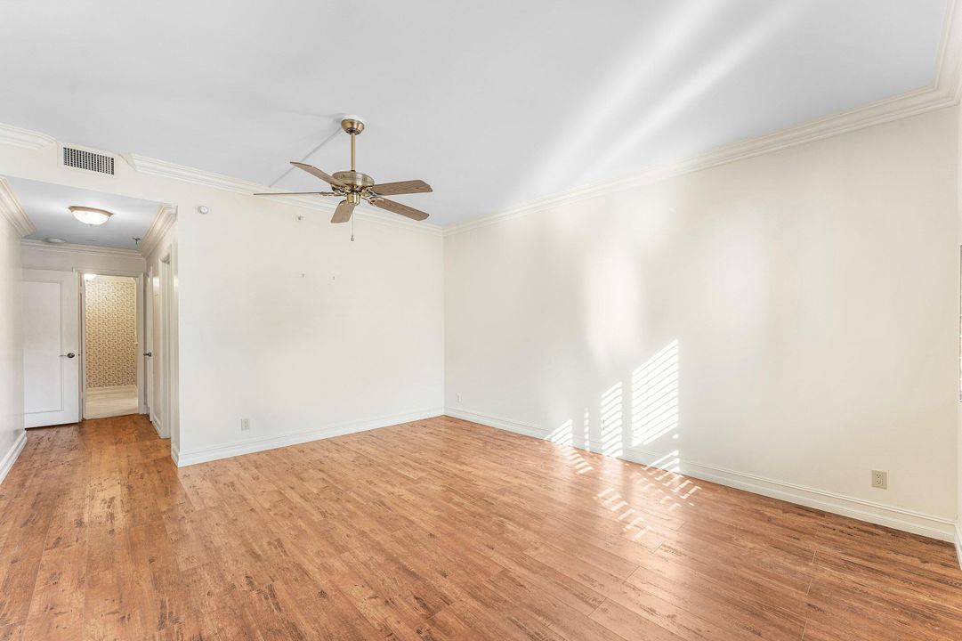 For Sale: $675,000 (2 beds, 2 baths, 1950 Square Feet)