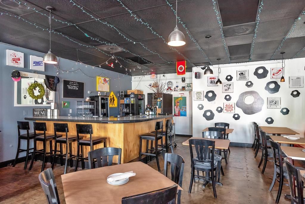 На продажу: $3,500 (0 спален, 0 ванн, 1240 Квадратных фут)