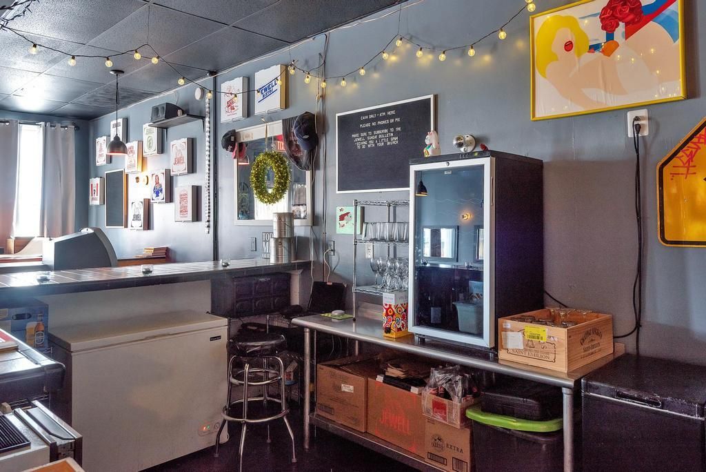 На продажу: $3,500 (0 спален, 0 ванн, 1240 Квадратных фут)