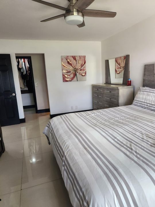 出租: $2,800 (3 贝兹, 2 浴室, 1183 平方英尺)