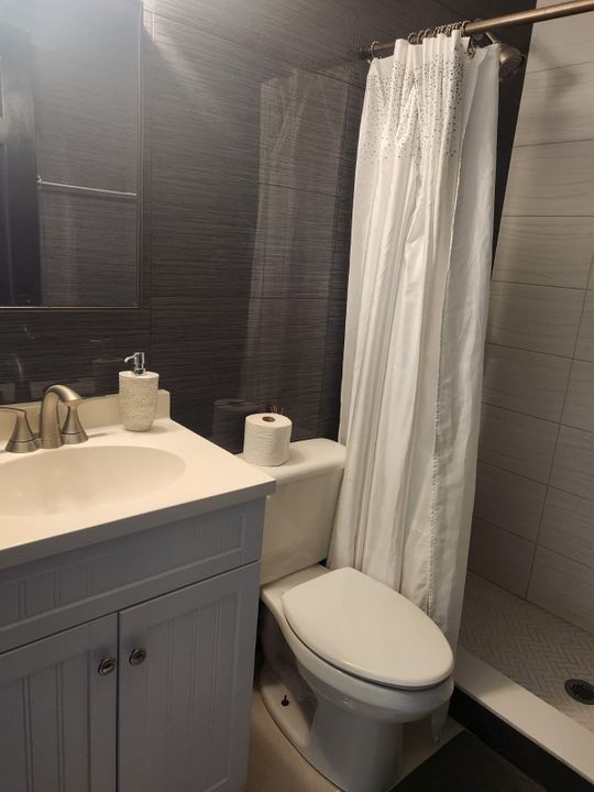 出租: $2,800 (3 贝兹, 2 浴室, 1183 平方英尺)