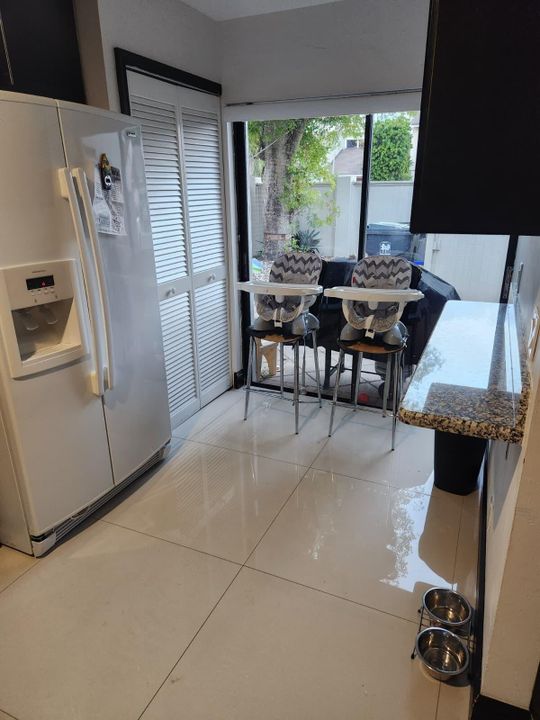 出租: $2,800 (3 贝兹, 2 浴室, 1183 平方英尺)