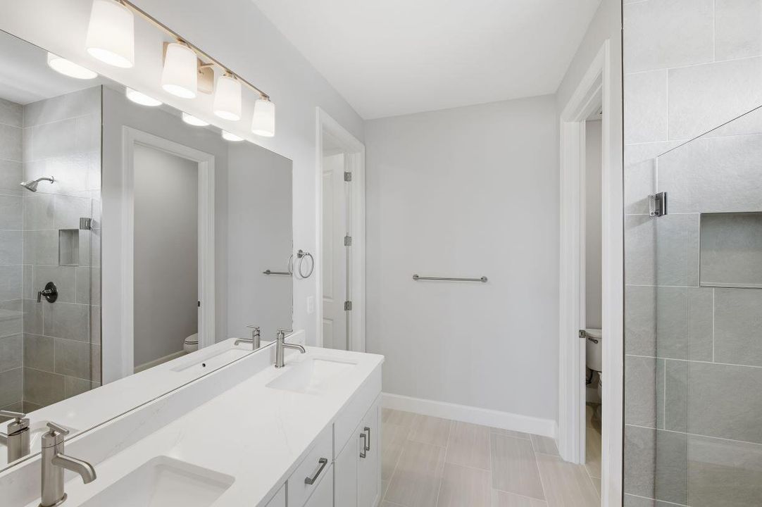 En Venta: $549,695 (4 camas, 2 baños, 1850 Pies cuadrados)