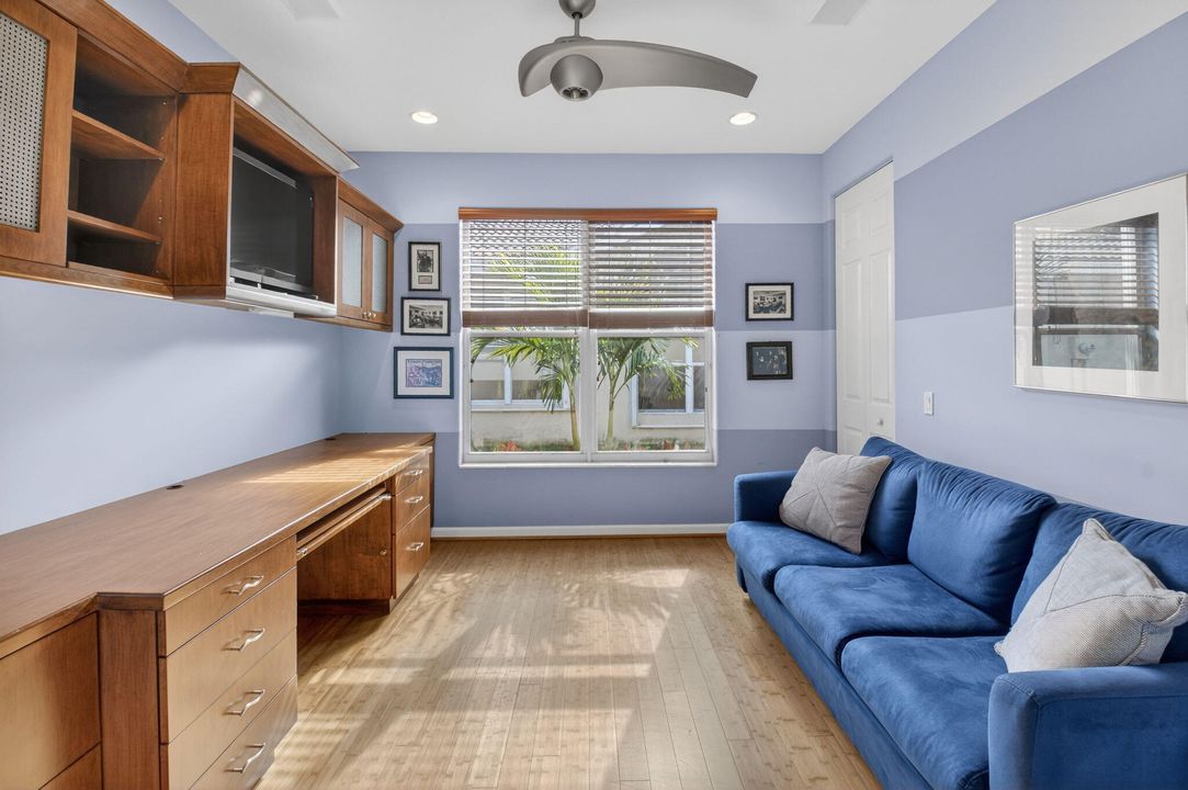 En Venta: $850,000 (3 camas, 2 baños, 2651 Pies cuadrados)