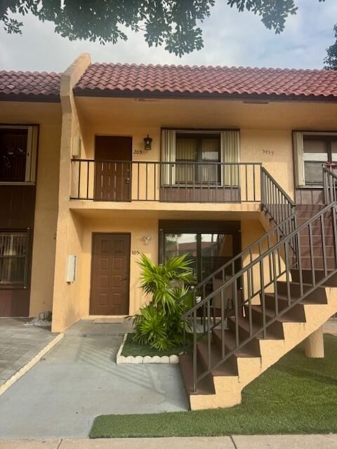 В аренду: $2,000 (2 спален, 2 ванн, 1026 Квадратных фут)