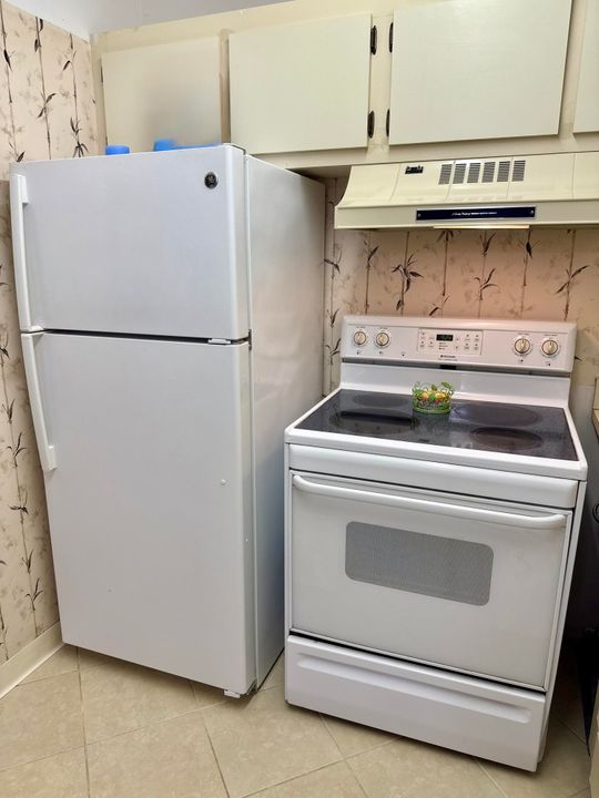 В аренду: $1,600 (1 спален, 1 ванн, 756 Квадратных фут)