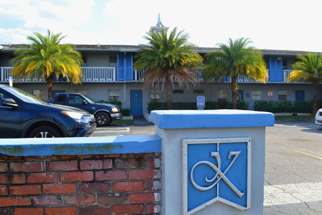 For Rent: $1,600 (0 beds, 1 baths, 660 Square Feet)